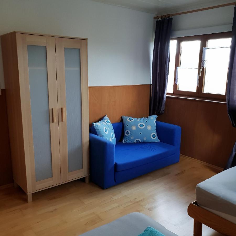 Ferienhaus Rhoenspass Mosbach  Екстериор снимка