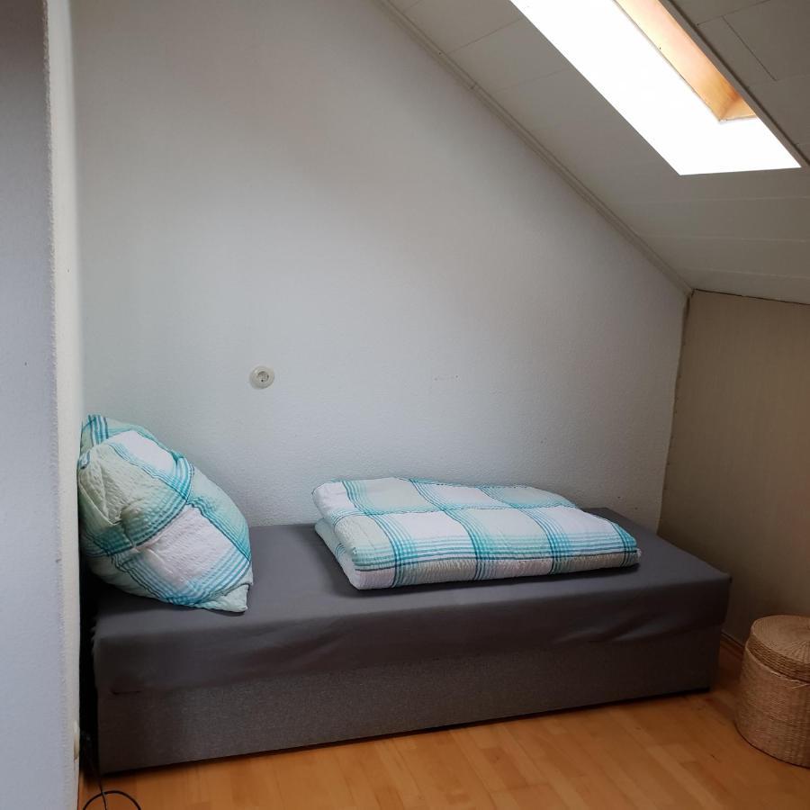 Ferienhaus Rhoenspass Mosbach  Екстериор снимка