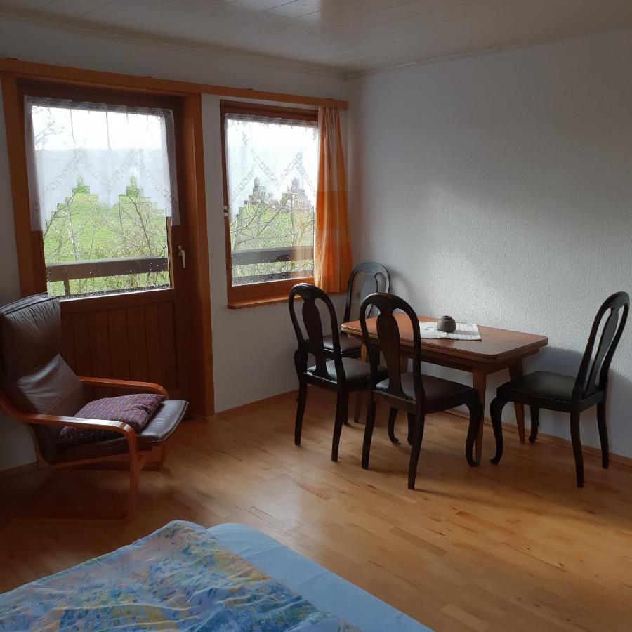 Ferienhaus Rhoenspass Mosbach  Екстериор снимка